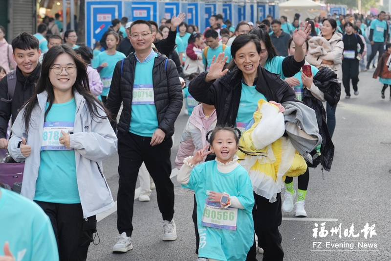 5万人跑“福马” 游有福之城