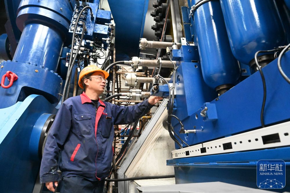 国家级海上风电研究与试验检测基地传动链平台建成投运