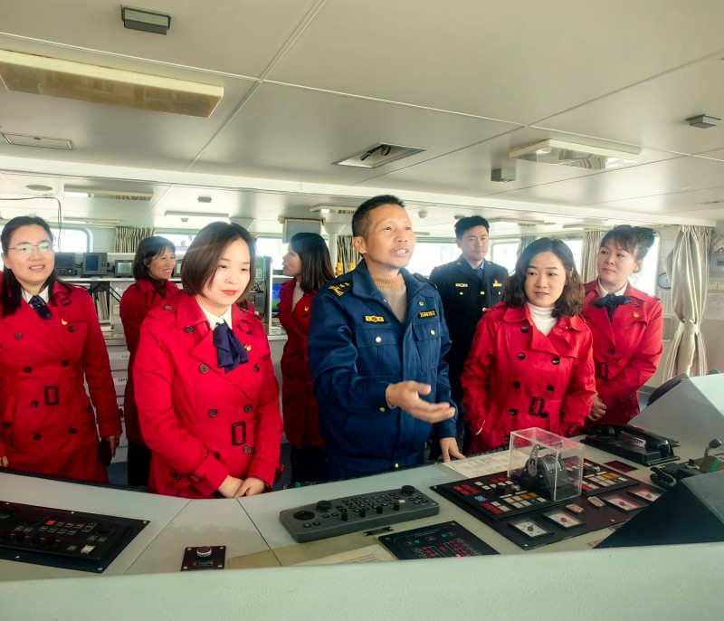 中共福州市晋安区教师进修学校附属幼儿园支部委员会开展主题党日活动