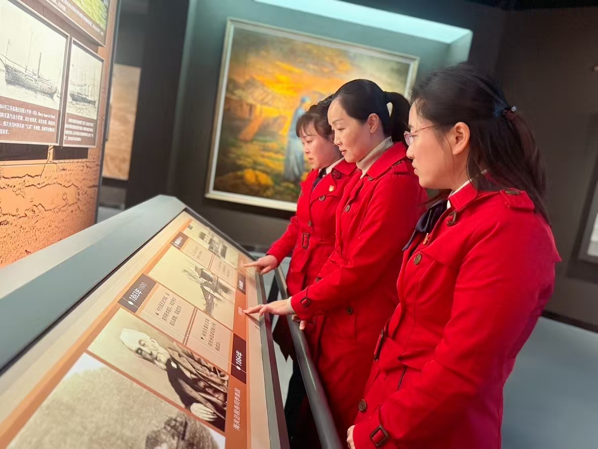 中共福州市晋安区教师进修学校附属幼儿园支部委员会开展主题党日活动