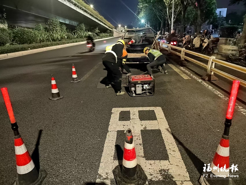 571个新型窨井盖“上岗” 市区12条道路示范治“跳”“响”