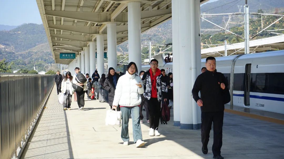 保障春运平安有序，闽清北站在行动→