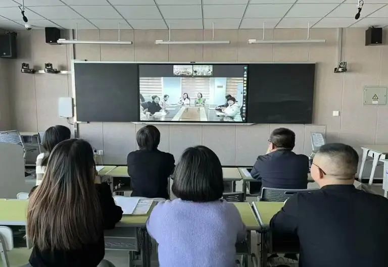 榕奇结对学校相约“云端”分享教学理念 榕奇结对学校相约“云端”分享教学理念