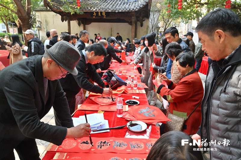 【网络中国节·春节】文化惠民活动传递新春的温暖和喜悦