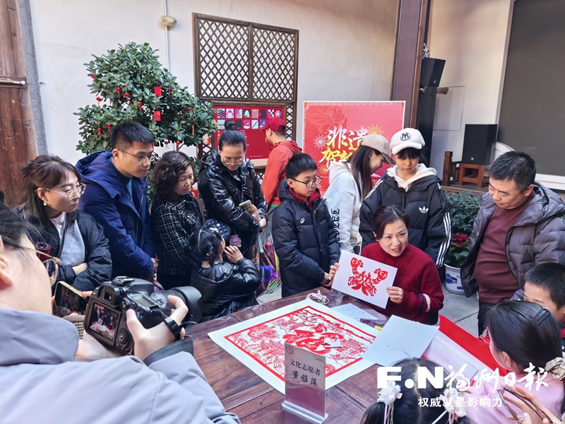 剪纸送祝福 花灯怀憧憬——福州非遗里的浓浓年味