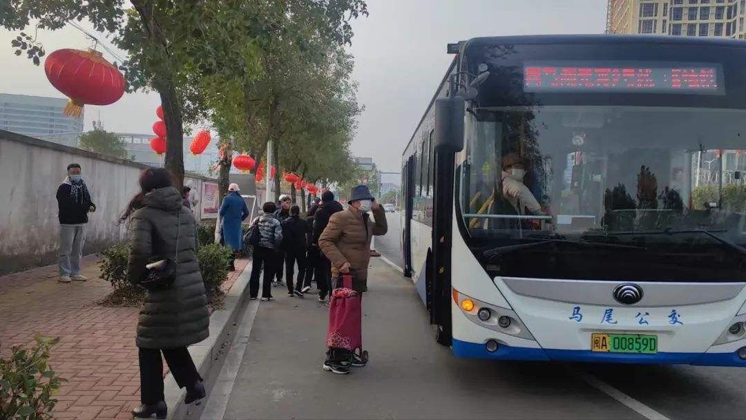 2025年“两马闹元宵”公交出行指南请收好