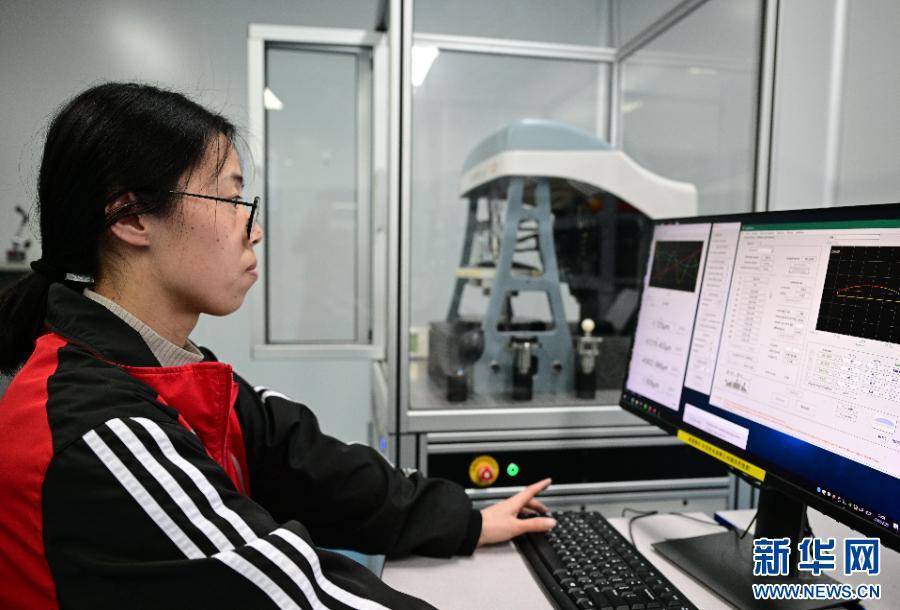 创新绽放“有福之光”——探寻福建福光股份的创新奥秘