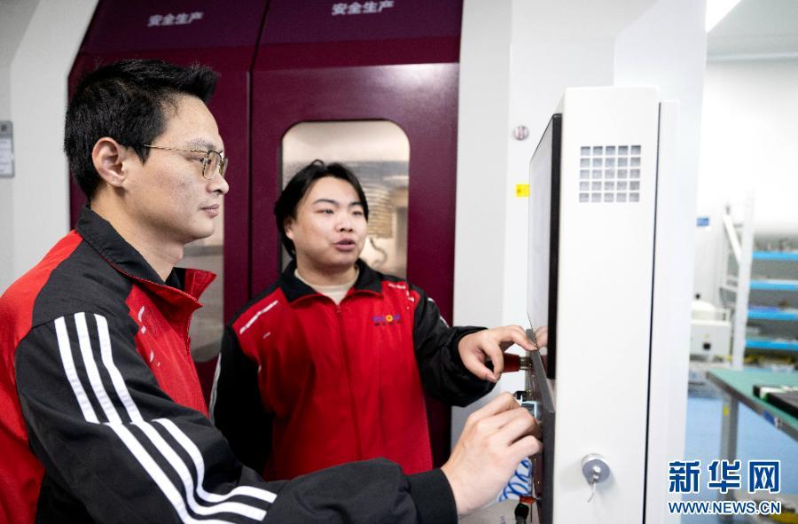 创新绽放“有福之光”——探寻福建福光股份的创新奥秘