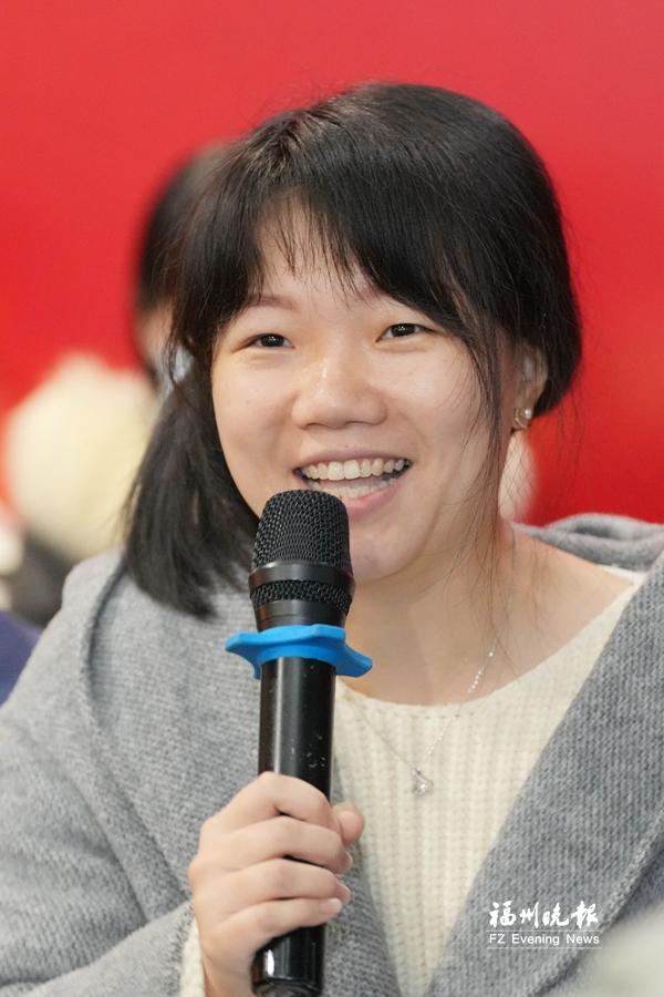 福州晚报副刊中青年作者交流会举办