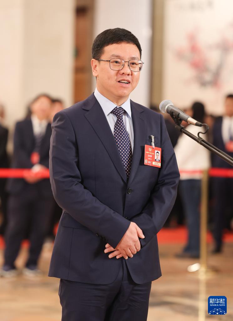 聚焦第二场“委员通道”