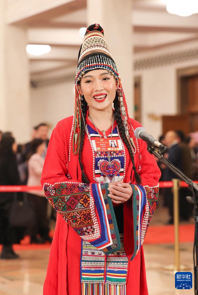 聚焦第二场“委员通道”