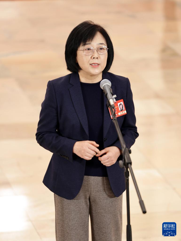 聚焦第二场“委员通道”