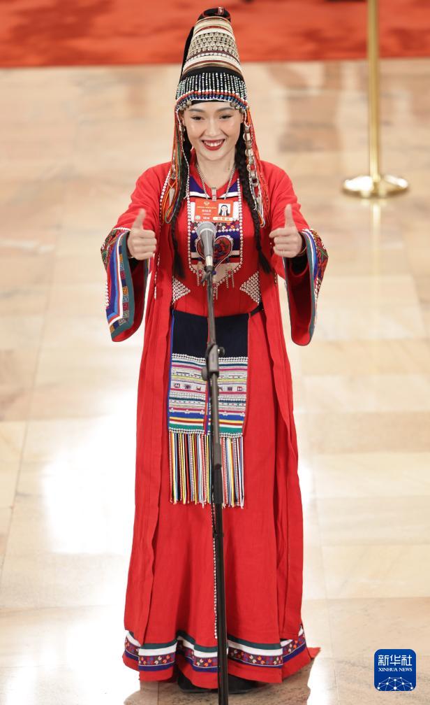 聚焦第二场“委员通道”