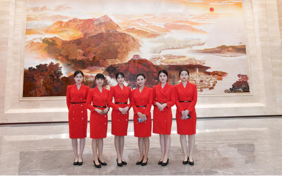 官宣！她们有了新身份！