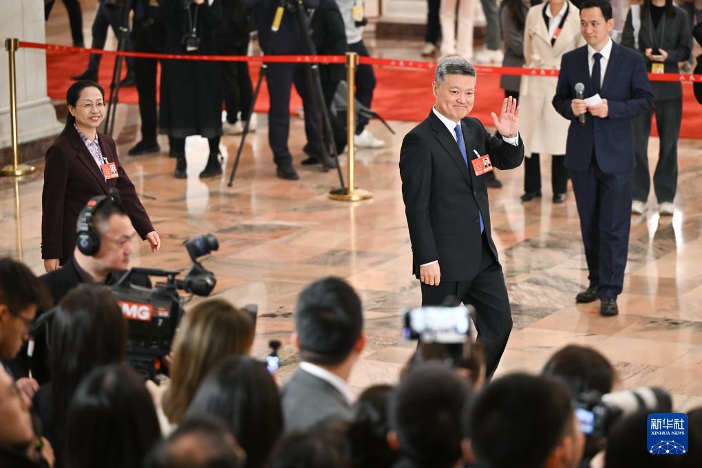 聚焦第二场“代表通道”