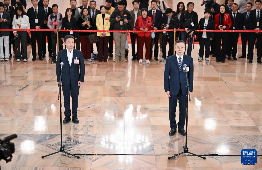 聚焦第二场“代表通道”