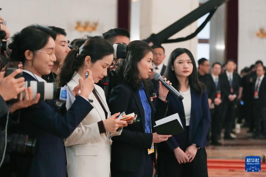 聚焦第二场“代表通道”