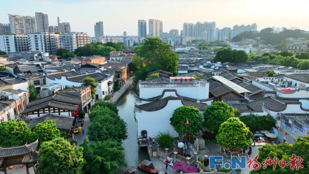 福州：奋进在春天里