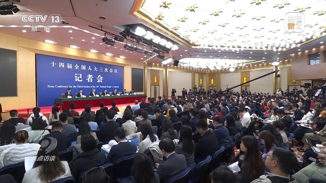 焦点访谈丨实打实提振消费 高质量发展的中国信心满满