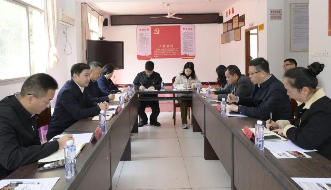 李贵勇带队调研基层党建工作