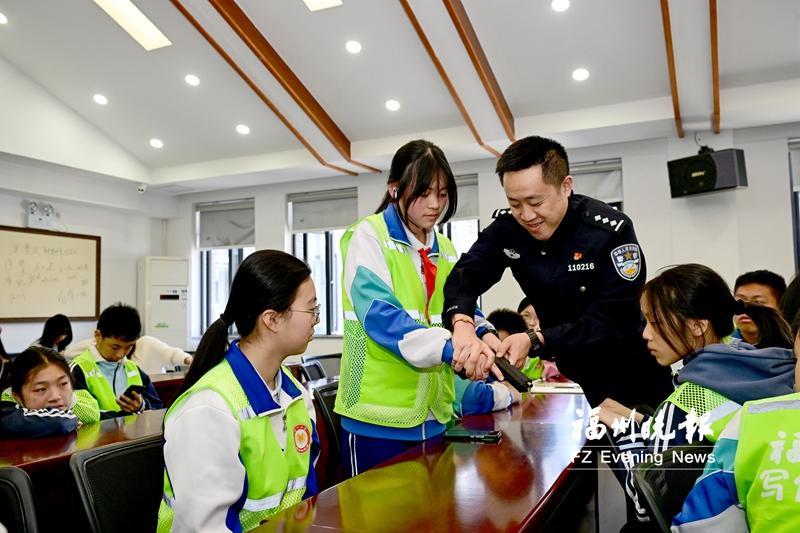 当法官、做民警！福州这群孩子们，真神气！