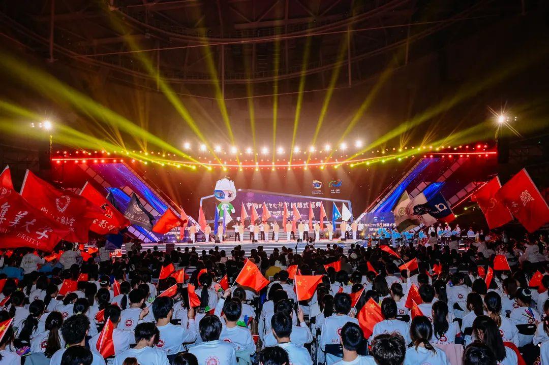 第十三届中国大学生电视节圆满落幕