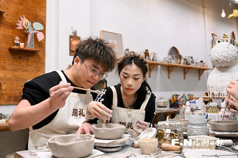 年轻人新潮流：低价体验课“真香”！