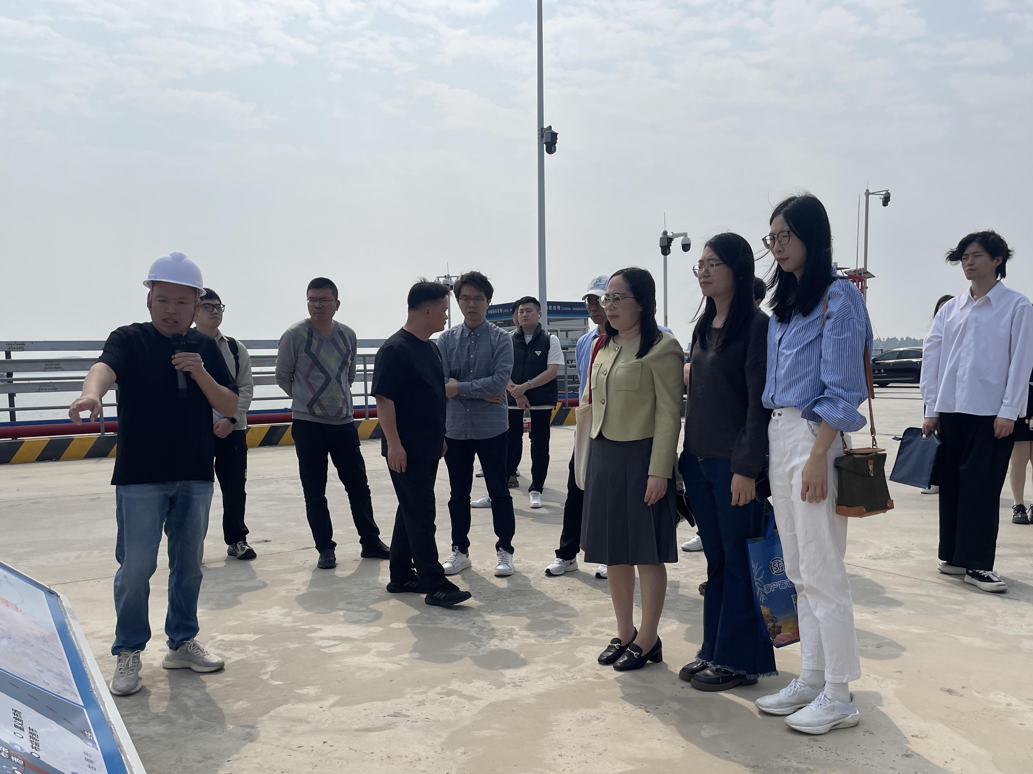 “向海图强 青春扬帆 助力全国海洋经济发展示范区建设”市直机关青年研学联学活动举行
