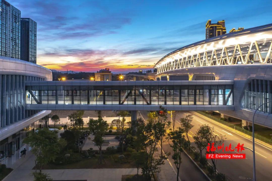 外交部发言人毛宁点赞福州地铁站！