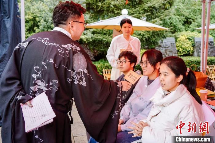 福州三坊七巷：传统雅集激发文化共鸣