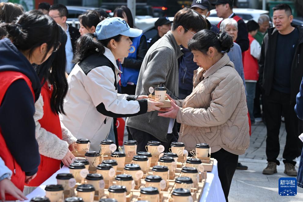 “星星的厨房”包出“希望的饺子”