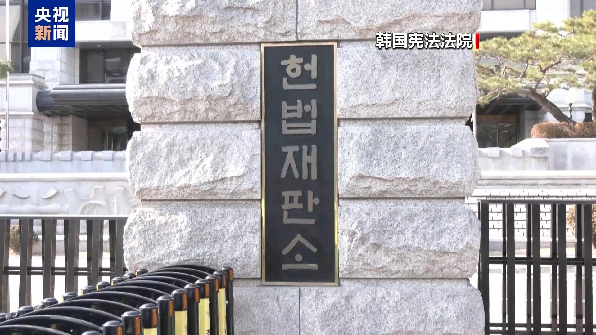 尹锡悦被弹劾下台 政治风暴影响却远未结束