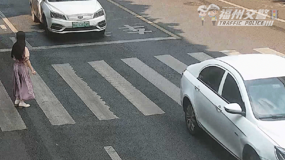 就在福州市区，这些车辆在斑马线前被抓拍！