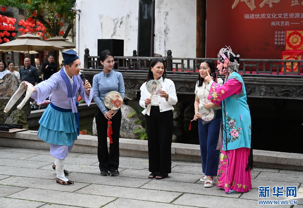 周末戏相逢：连台好戏受青睐