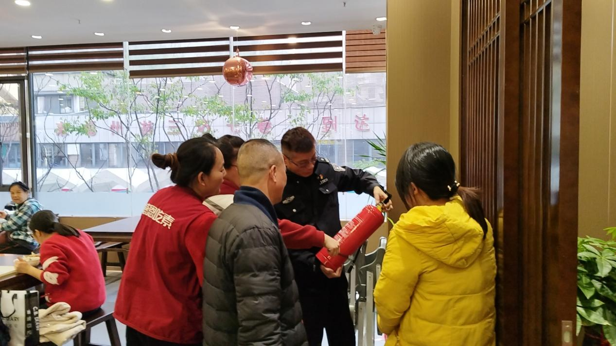 鼓楼鼓西街道：传承红色基因 弘扬文明新风