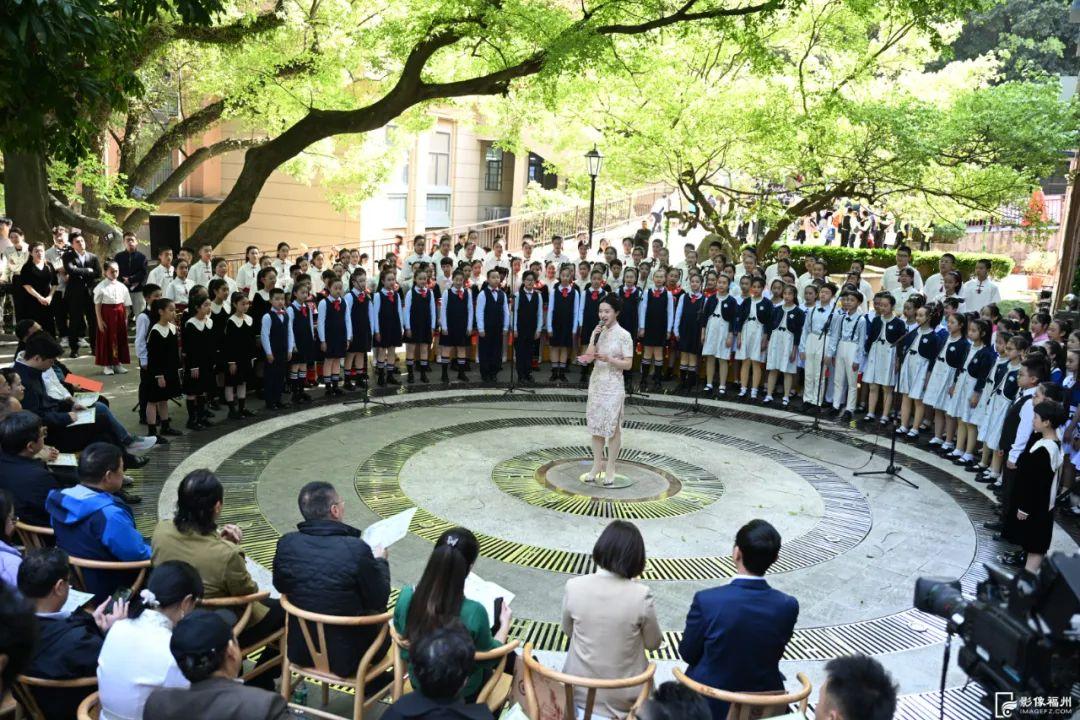 春日“四月雪”！福州百年流苏花开！
