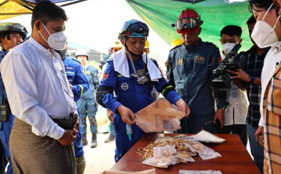 救援队在缅甸发现20公斤黄金