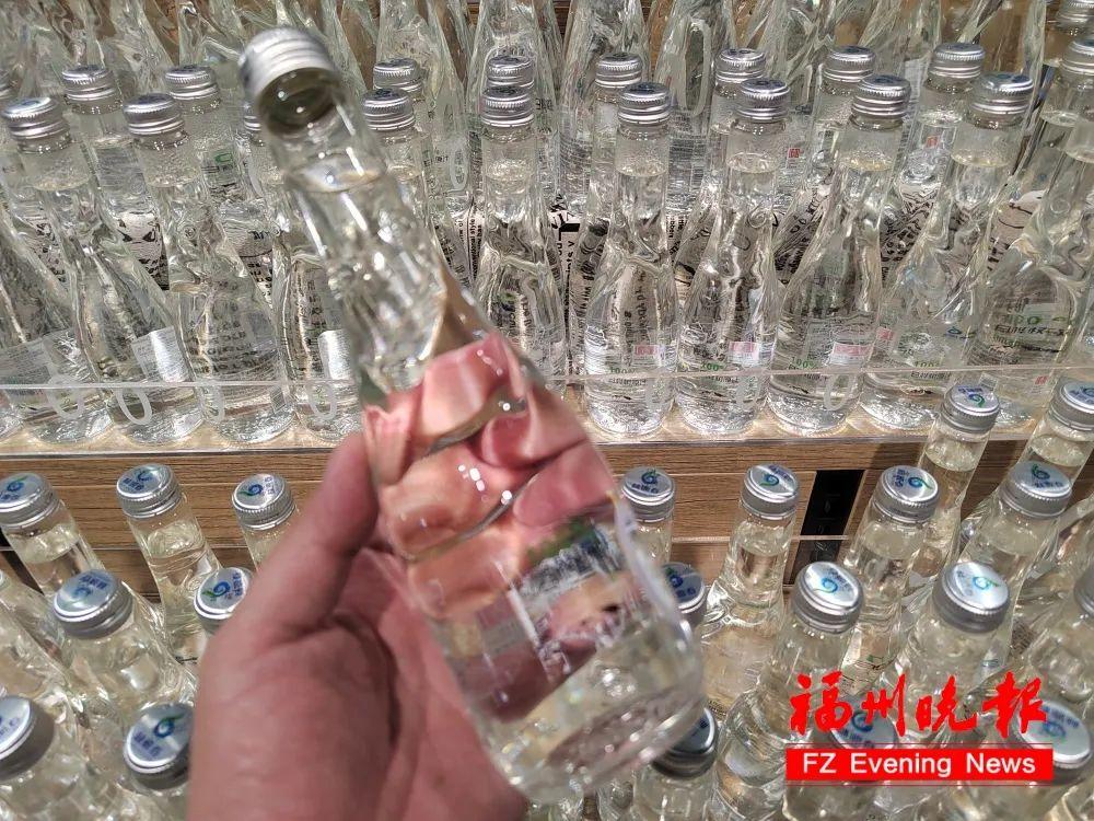 突然火了！朴朴、永辉热卖！一小瓶十几元！你喝过吗？