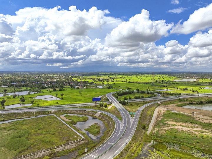 安宁和睦、繁荣发展、交融相亲——写在习近平主席出访东南亚三国之际