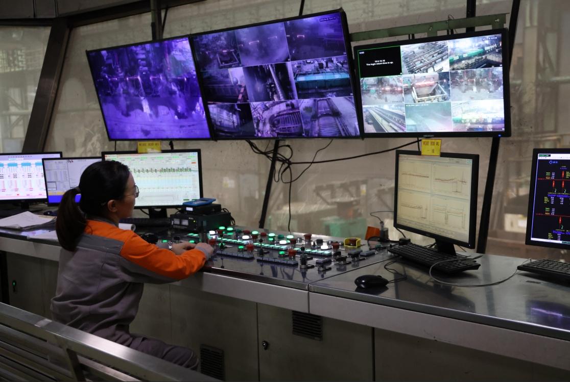 跟着习主席去马来西亚｜看！这朵“并蒂花”绽放得愈发灿烂