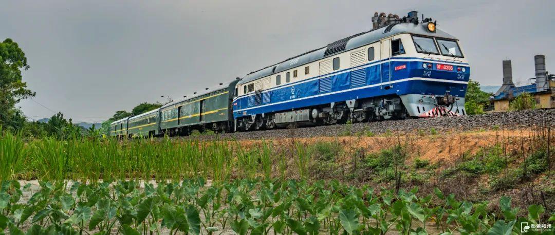 陈子宏：14岁开始“追火车”，拍下上万张照片