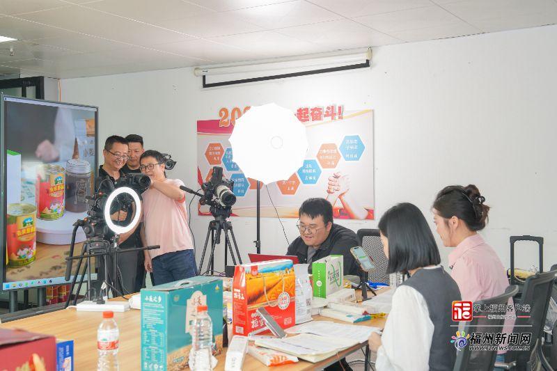 新疆奇台县融媒体中心来榕开展交流 共谋媒体融合发展新篇章