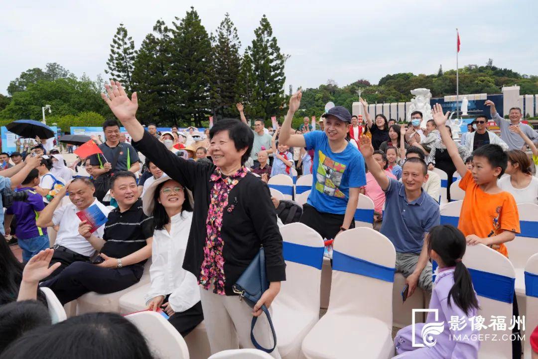 排起长队!这场宣教活动人气旺 排起长队!这场宣教活动人气旺