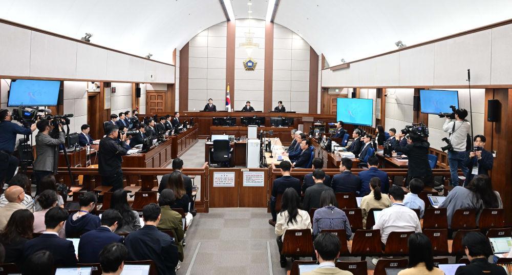 镜头直击 | 尹锡悦涉嫌发动内乱案举行第二次庭审