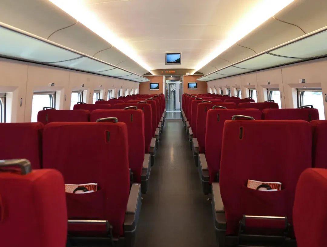 揭秘！高铁列车上“E”座哪去了？