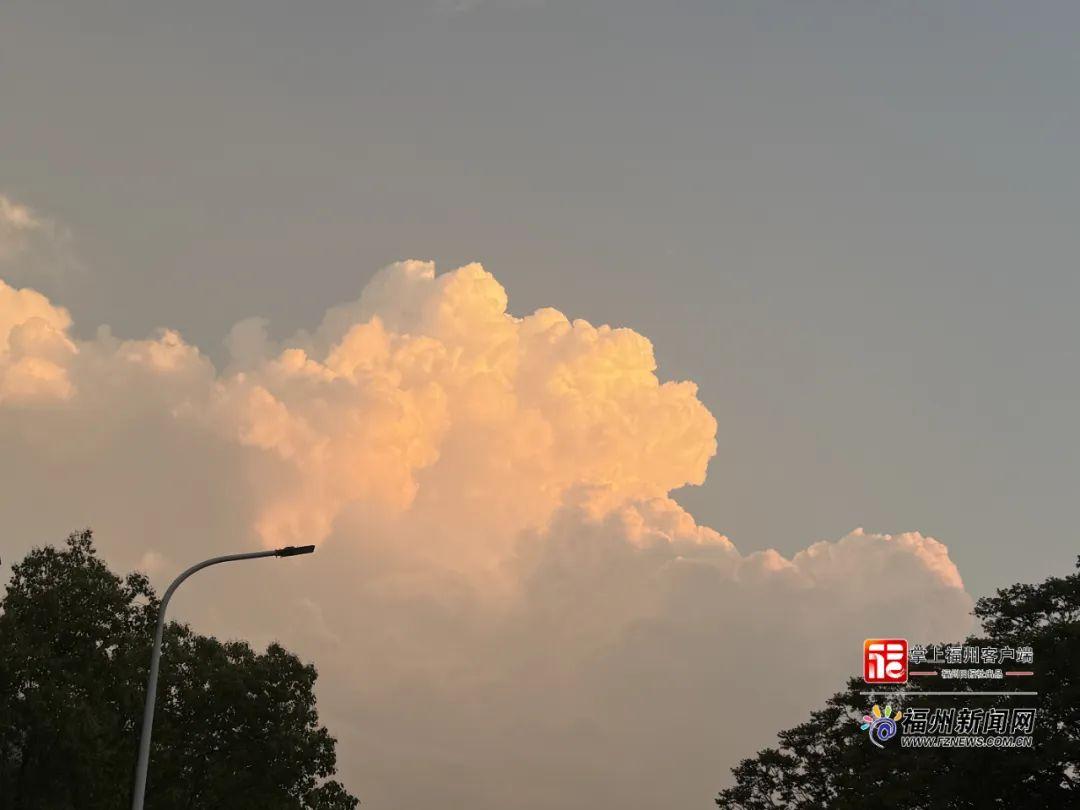 超梦幻！福州“漫画晚霞”刷屏了！