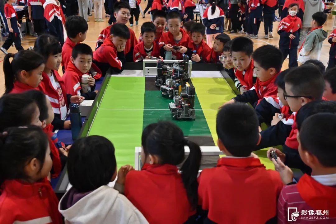 超好玩！沉浸式感受科技盛宴！