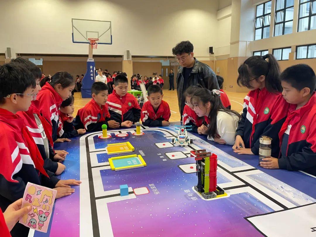 开箱！高新少年解锁神秘科技盲盒，这些科技亮了