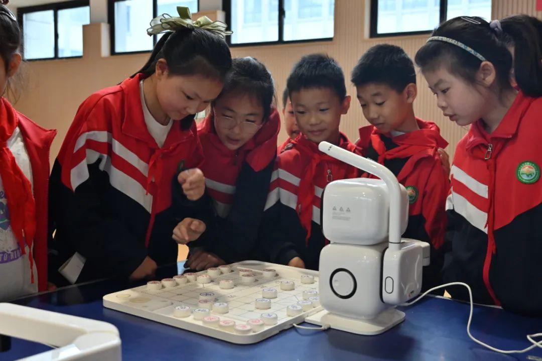 开箱！高新少年解锁神秘科技盲盒，这些科技亮了