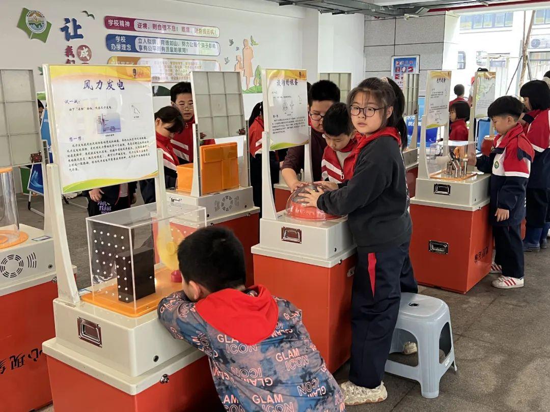 开箱！高新少年解锁神秘科技盲盒，这些科技亮了